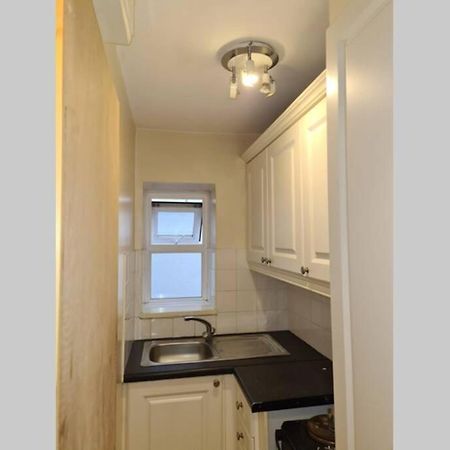 1 Bed Room Apartment Дублін Екстер'єр фото